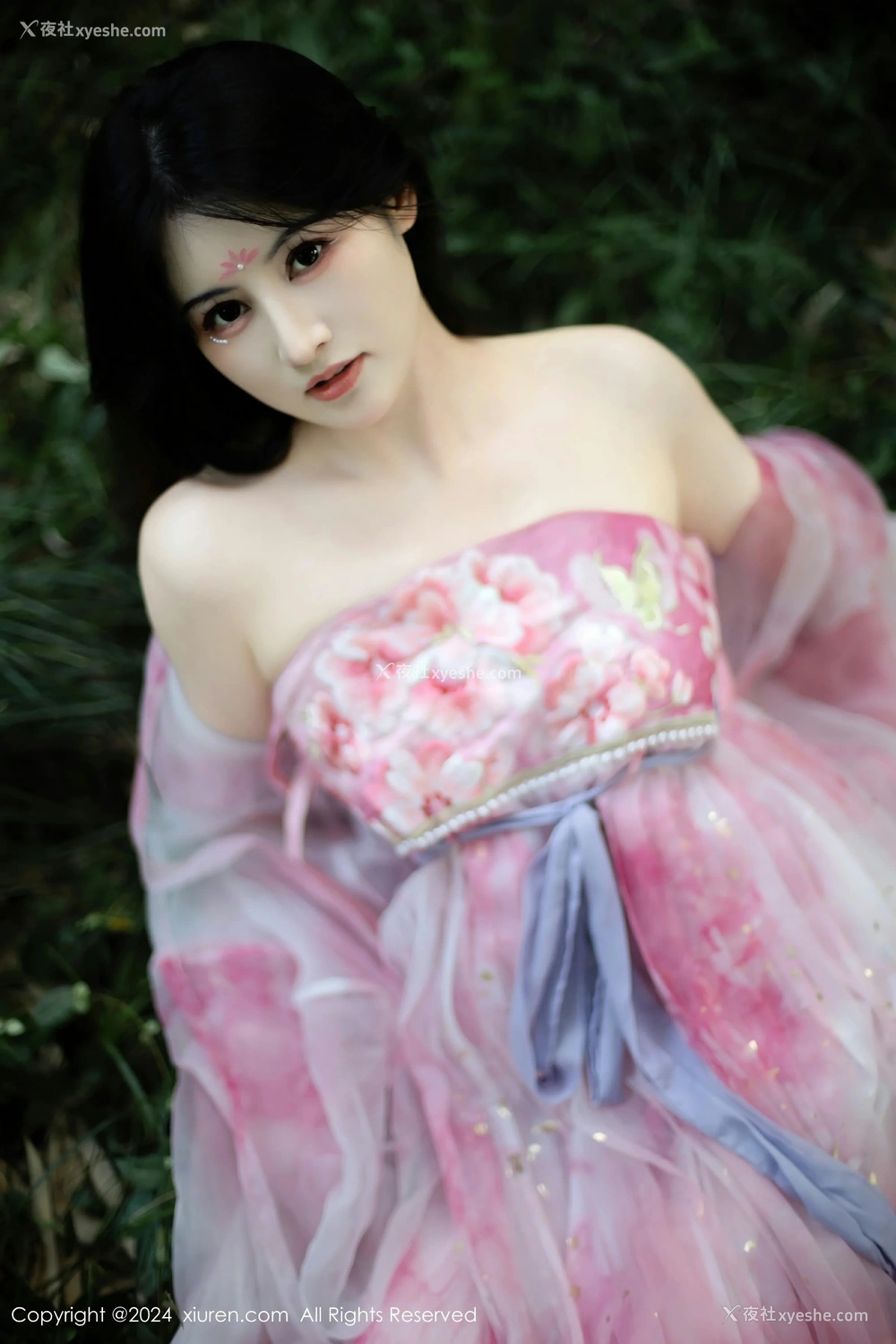 1P - [XiuRen秀人网] No.9100 诗诗kiki