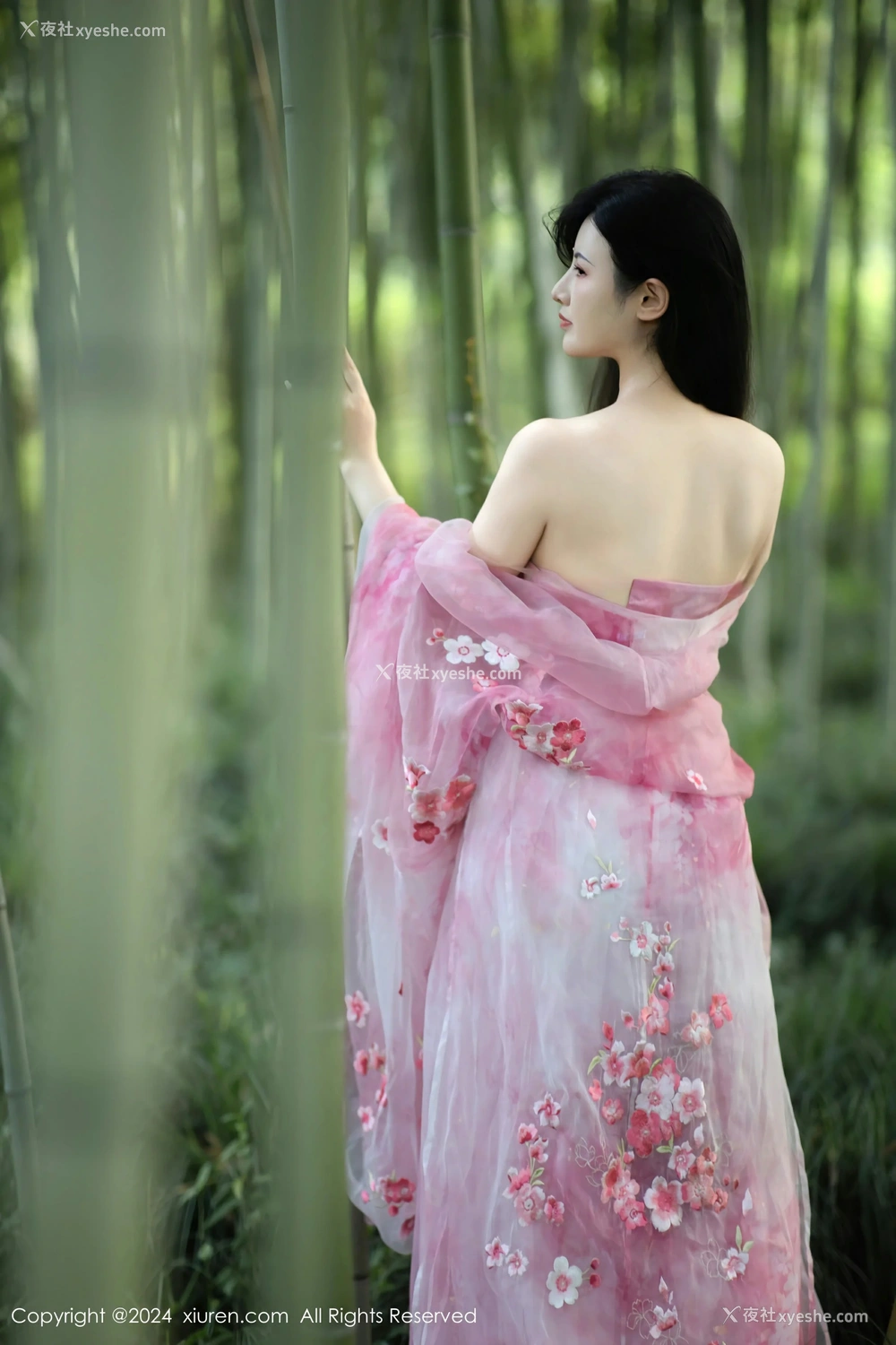 1P - [XiuRen秀人网] No.9100 诗诗kiki