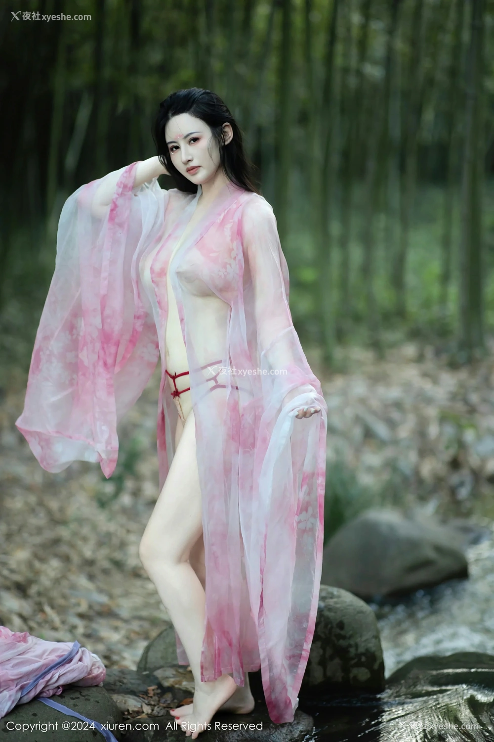 1P - [XiuRen秀人网] No.9100 诗诗kiki