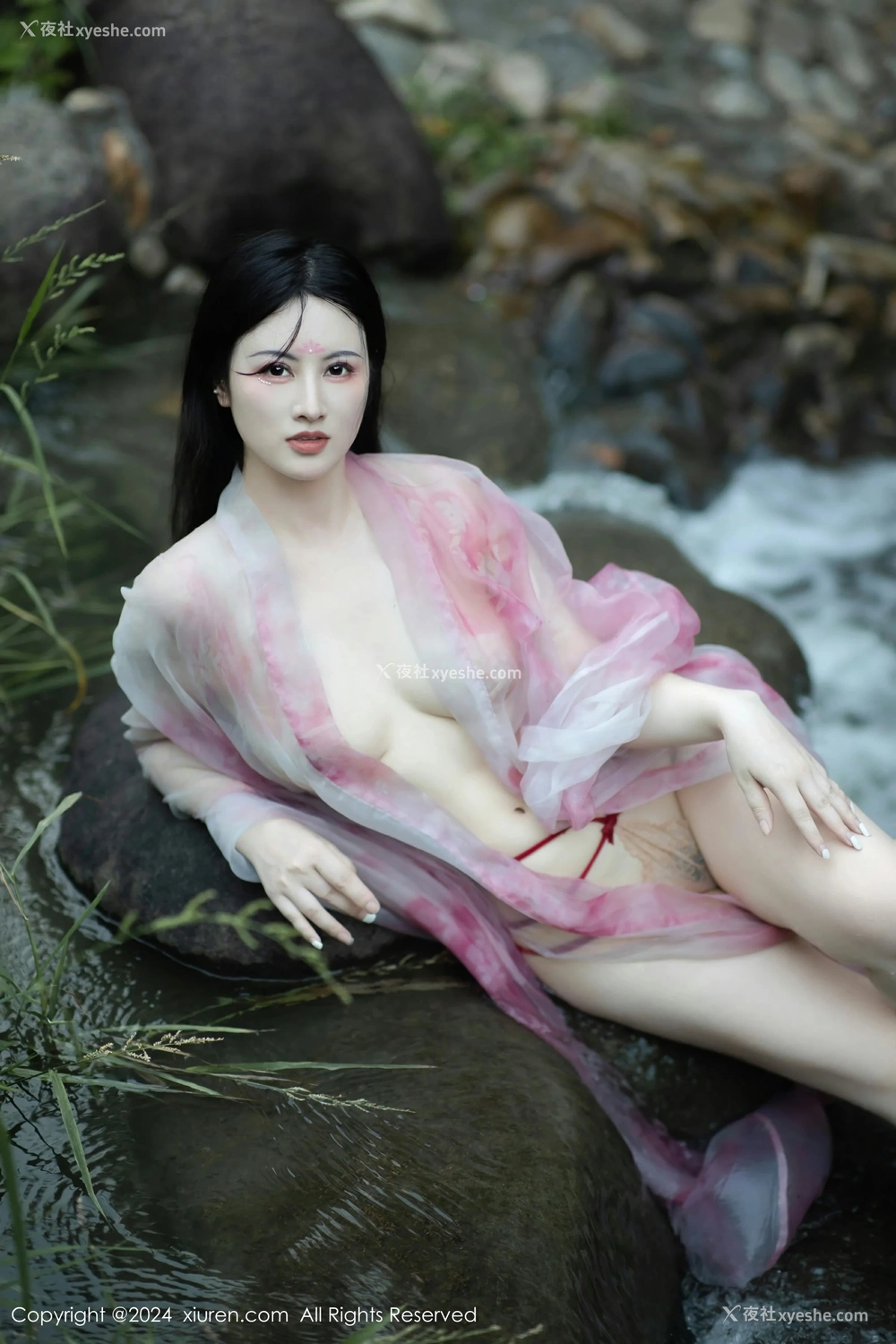 1P - [XiuRen秀人网] No.9100 诗诗kiki