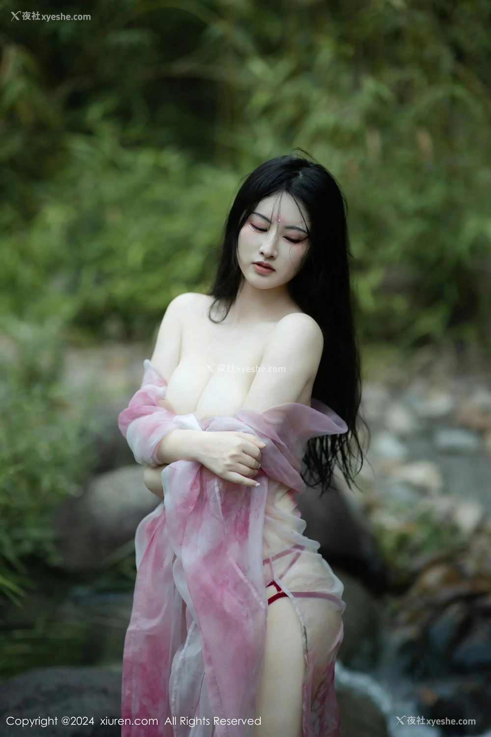1P - [XiuRen秀人网] No.9100 诗诗kiki