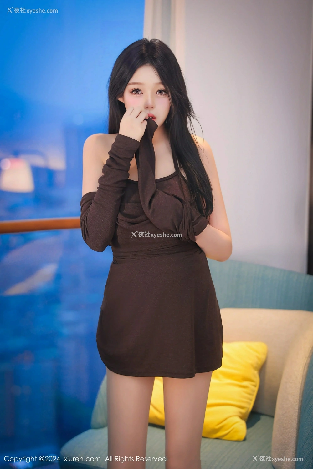1P - [XiuRen秀人网] No.9306 柚柚小奶瓶