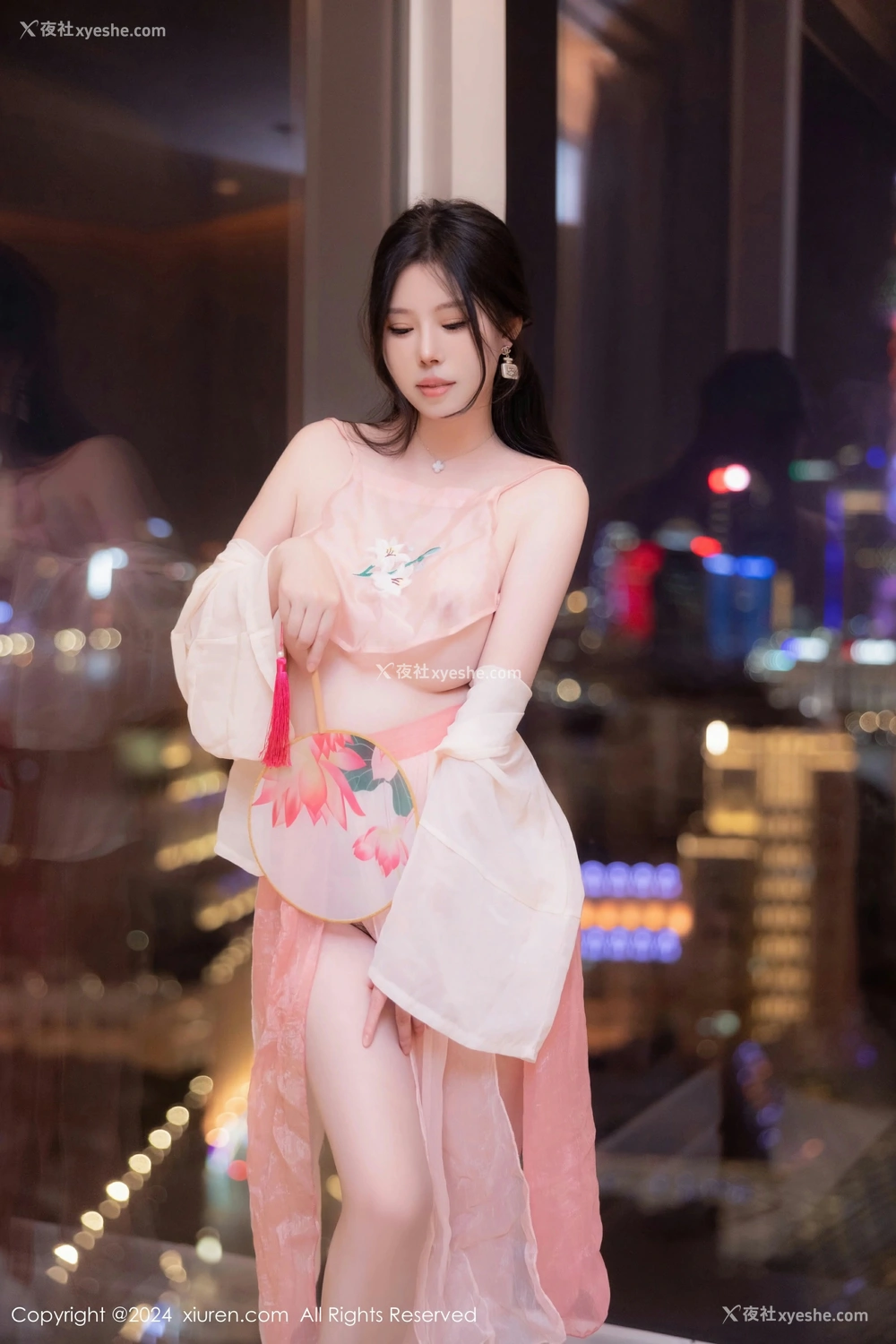1P - [XiuRen秀人网] No.8503 白茹雪abby