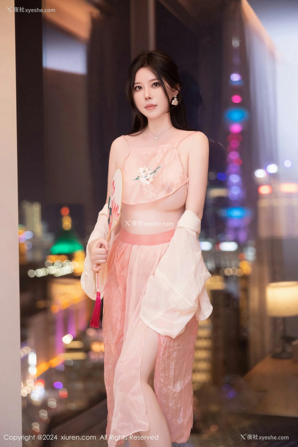 1P - [XiuRen秀人网] No.8503 白茹雪abby