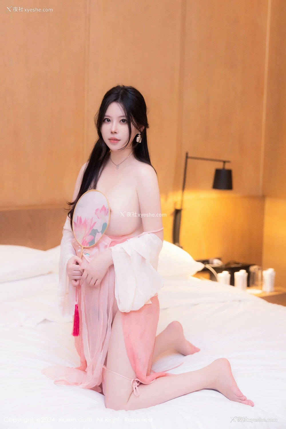 1P - [XiuRen秀人网] No.8503 白茹雪abby