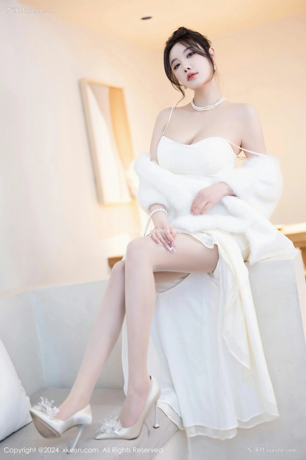 1P - [XiuRen秀人网] No.8538 杨晨晨Yome