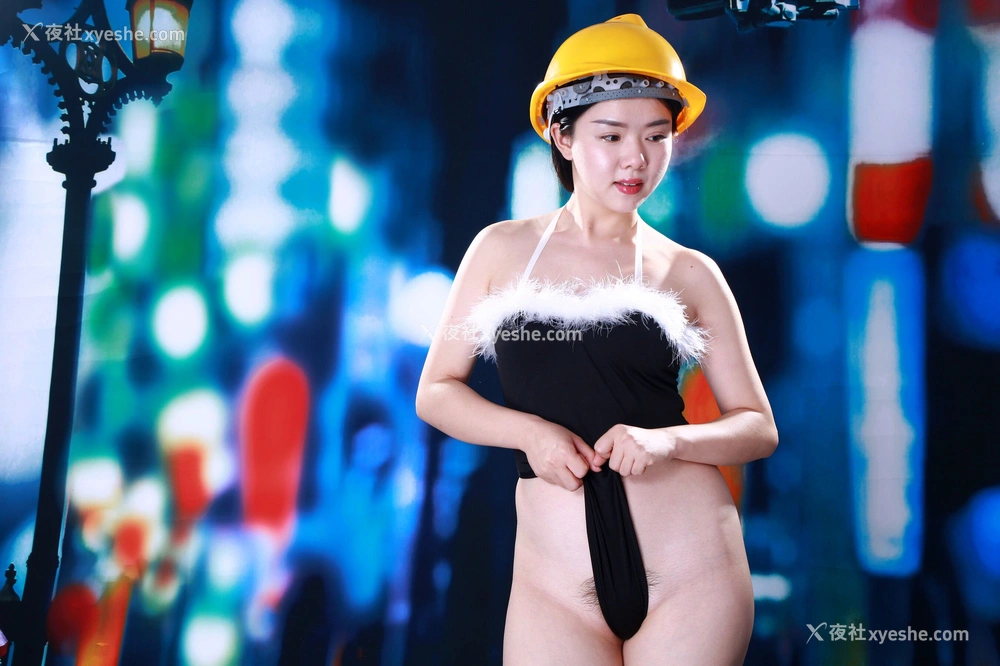 1P - 国模阿菜人体私拍套图
