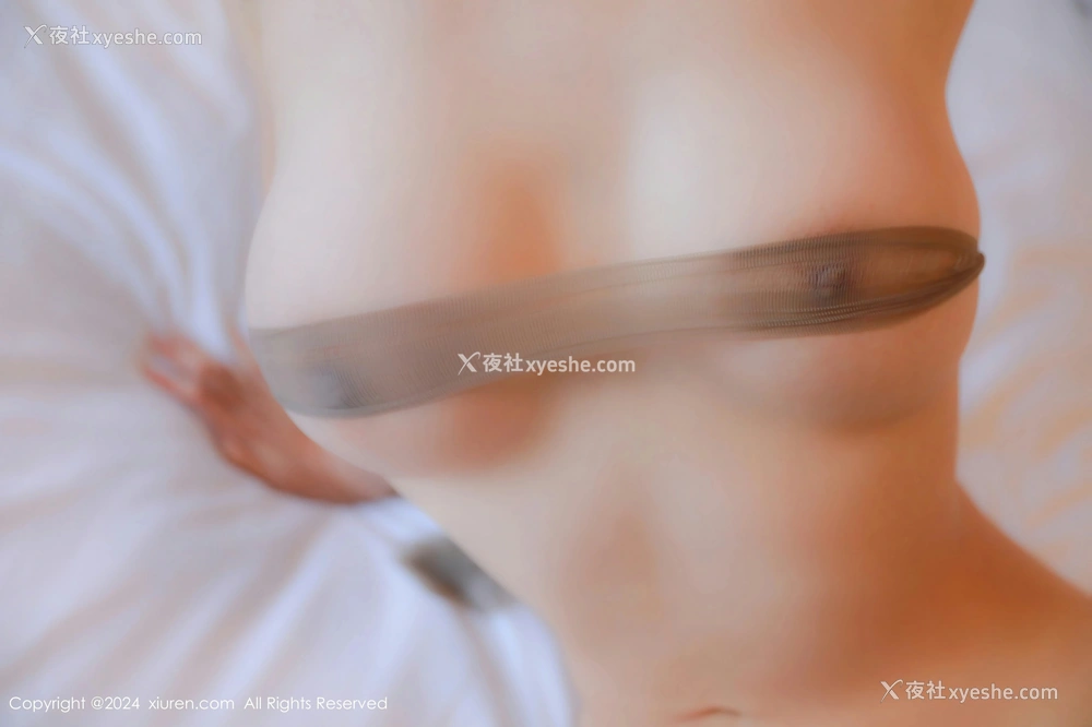 1P - [XiuRen秀人网] No.8680 大美妞儿