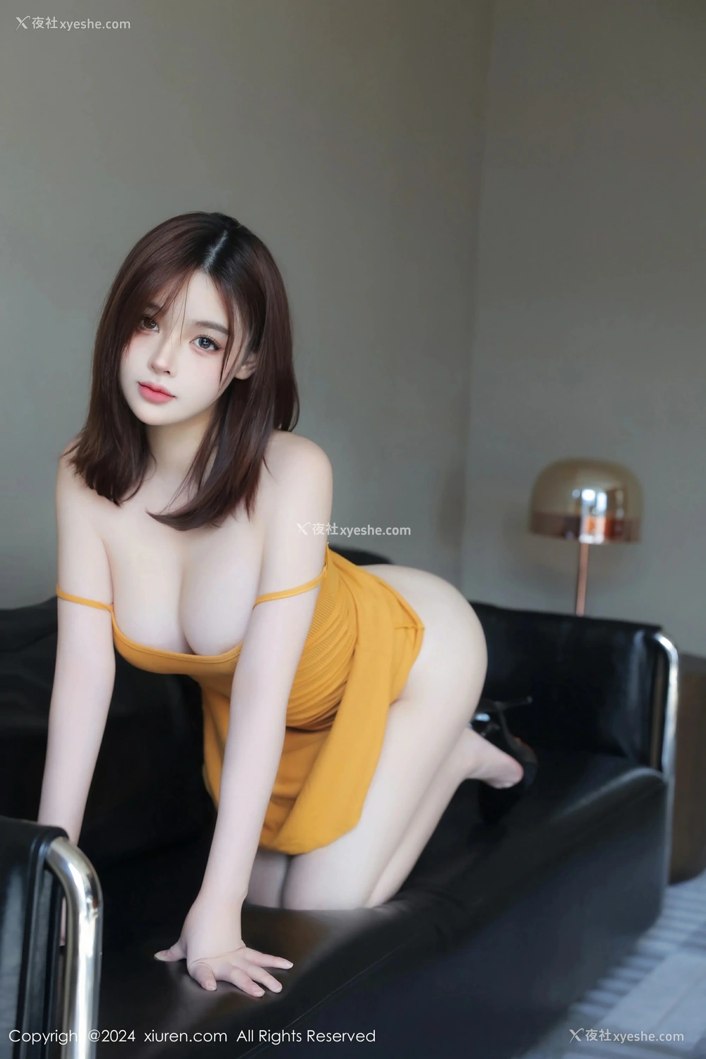 1P - [XiuRen秀人网] No.9103 麻布学妹