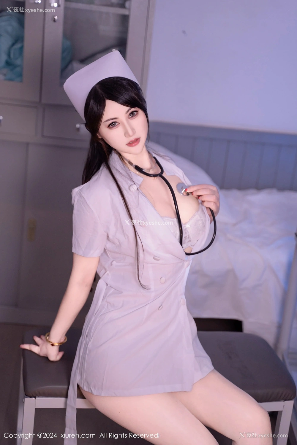 1P - [XiuRen秀人网] No.8514 诗诗kiki