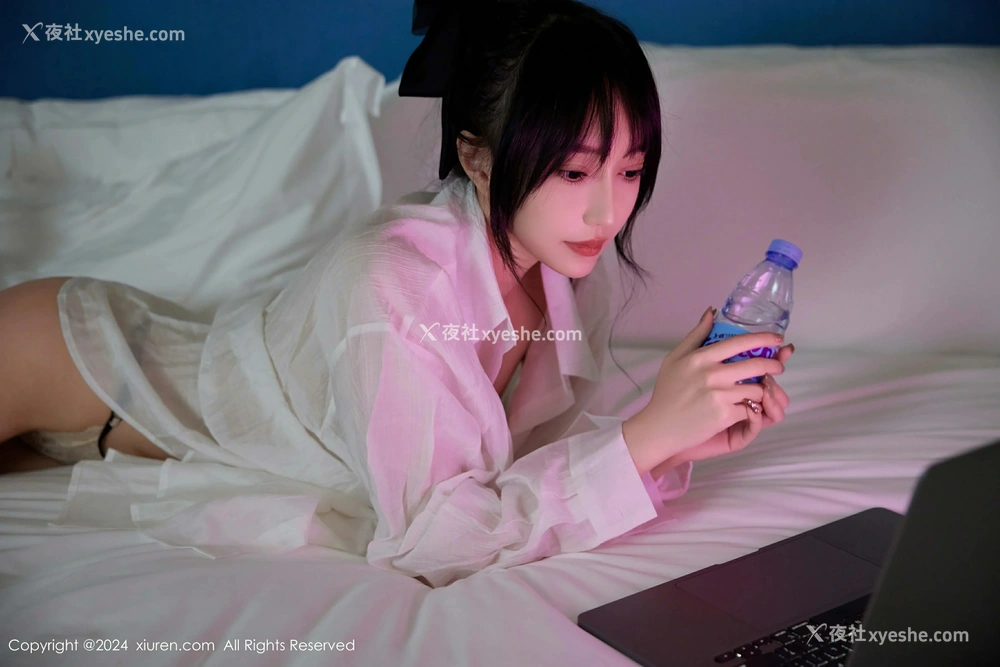 1P - [XiuRen秀人网] No.9274 玥儿玥er