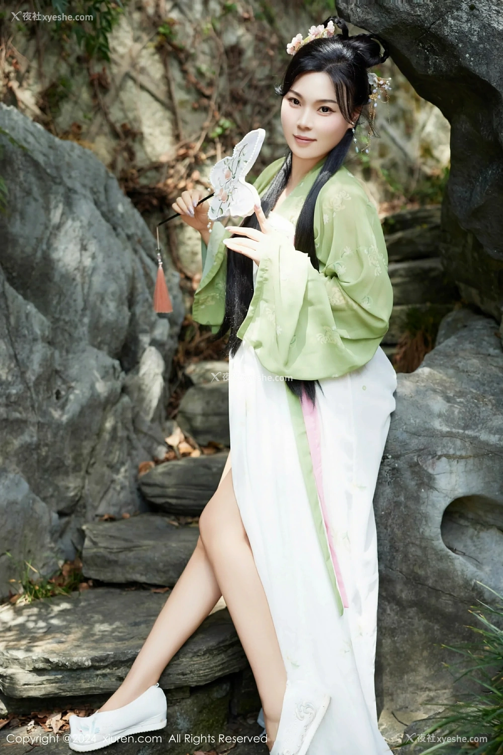 1P - [XiuRen秀人网] No.9162 麦田