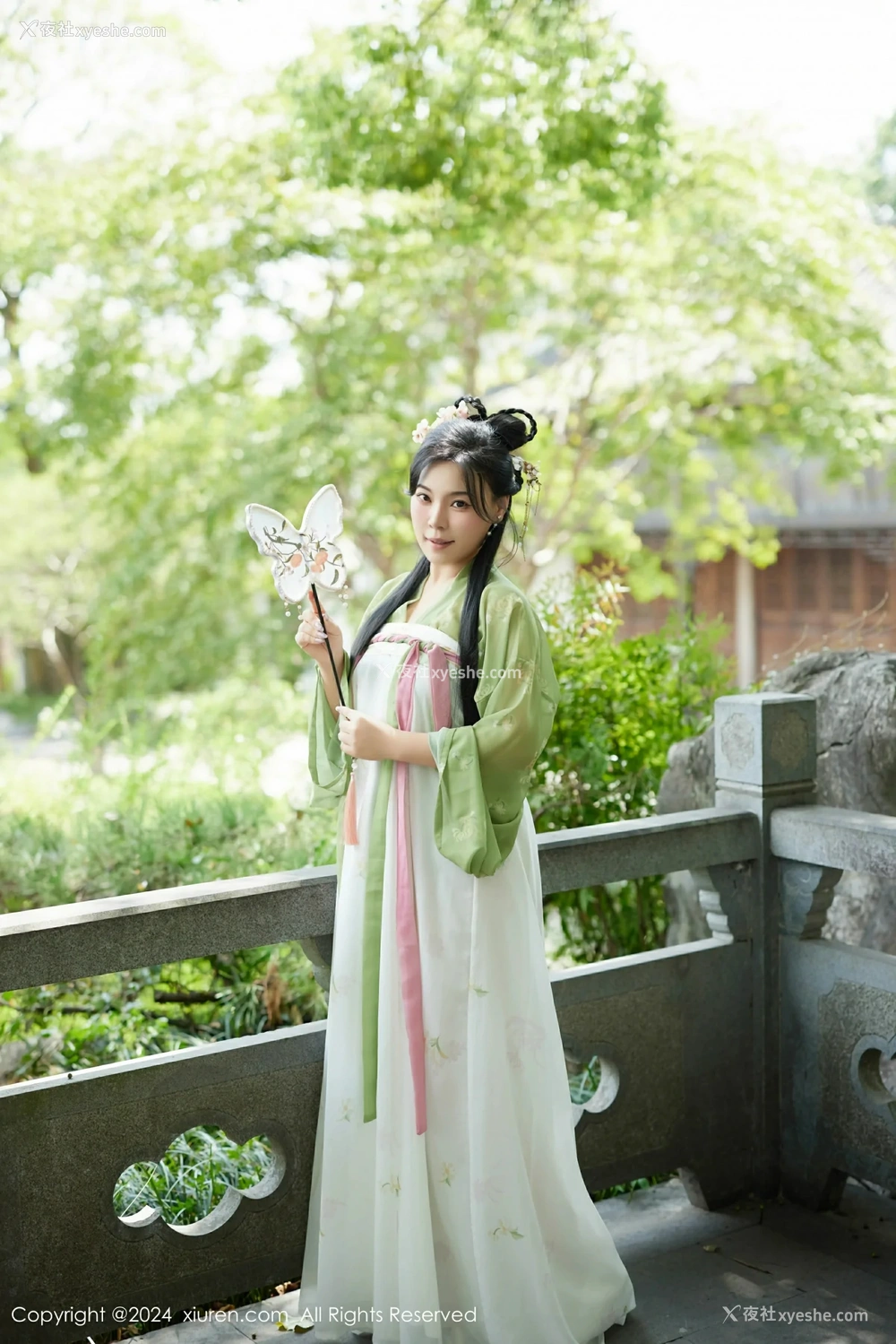 1P - [XiuRen秀人网] No.9162 麦田