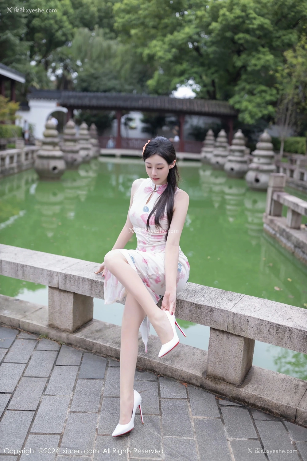 1P - [XiuRen秀人网] No.9087 小逗逗