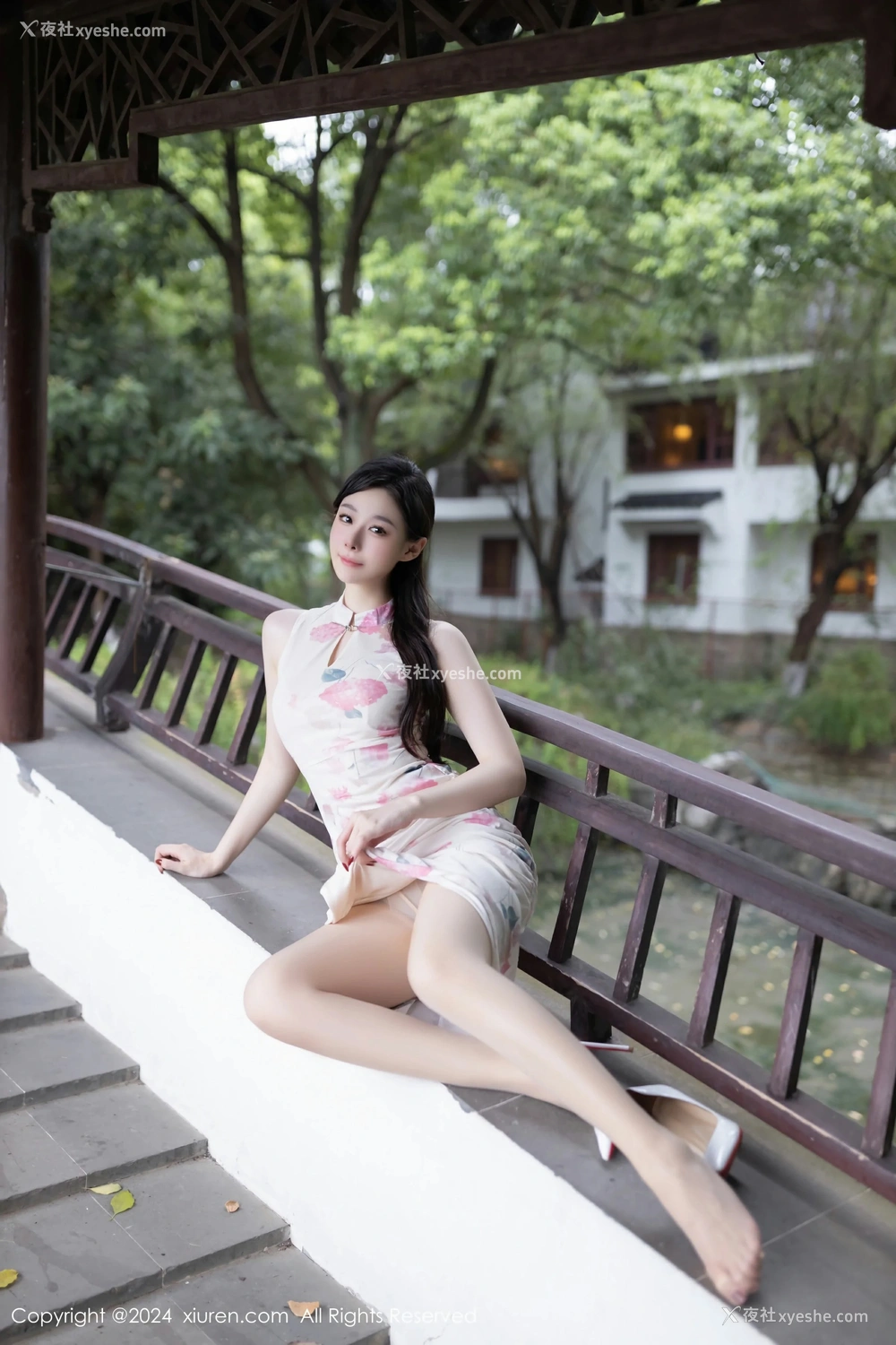 1P - [XiuRen秀人网] No.9087 小逗逗