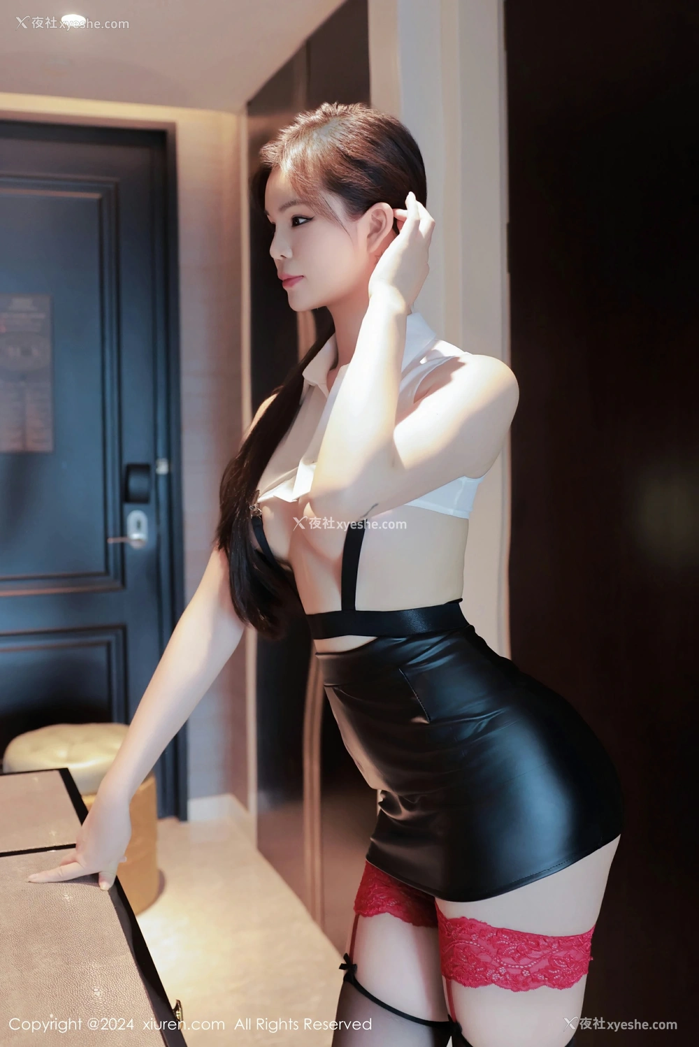 1P - [XiuRen秀人网] No.8540 雪糕CiCi