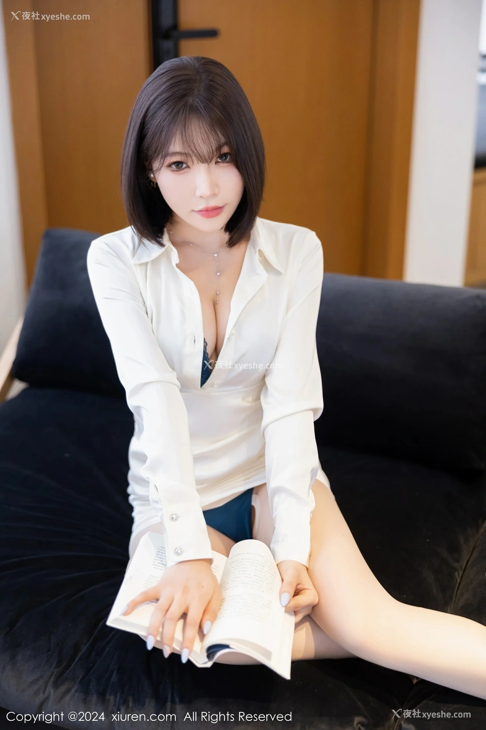1P - [XiuRen秀人网] No.8963 徐莉芝Booty