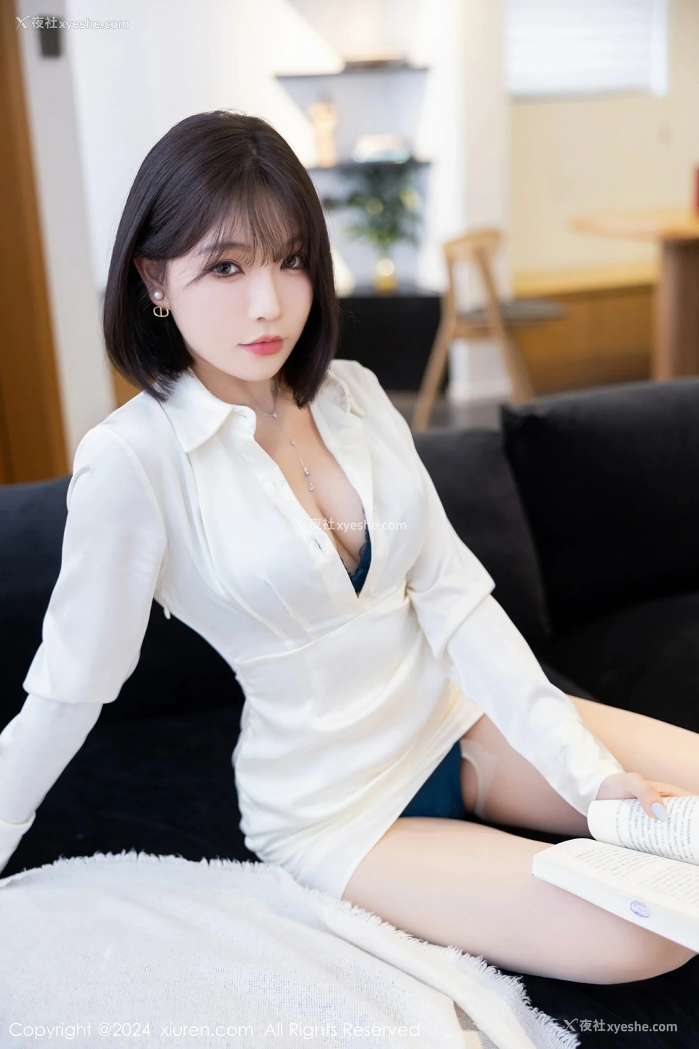 1P - [XiuRen秀人网] No.8963 徐莉芝Booty