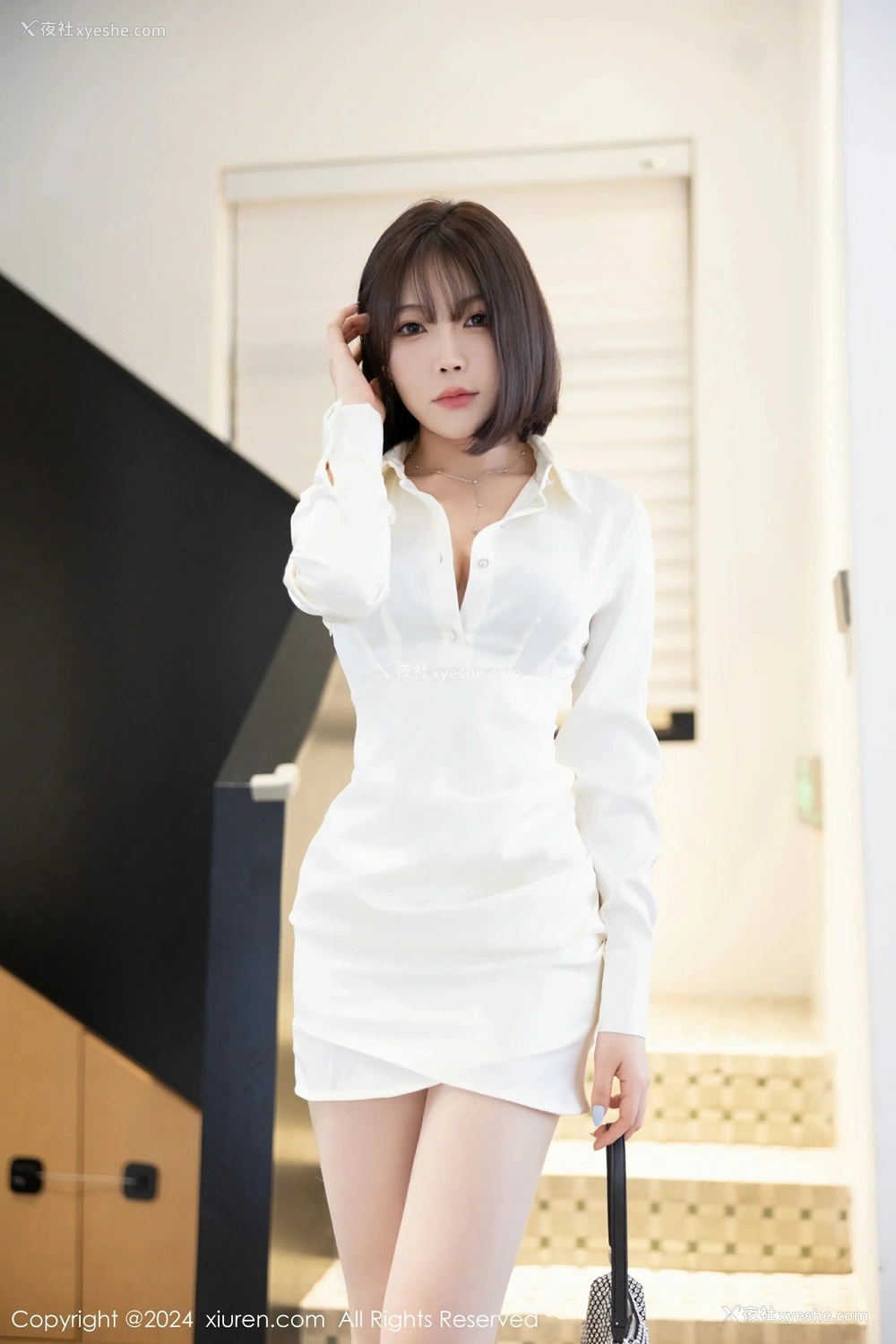 1P - [XiuRen秀人网] No.8963 徐莉芝Booty