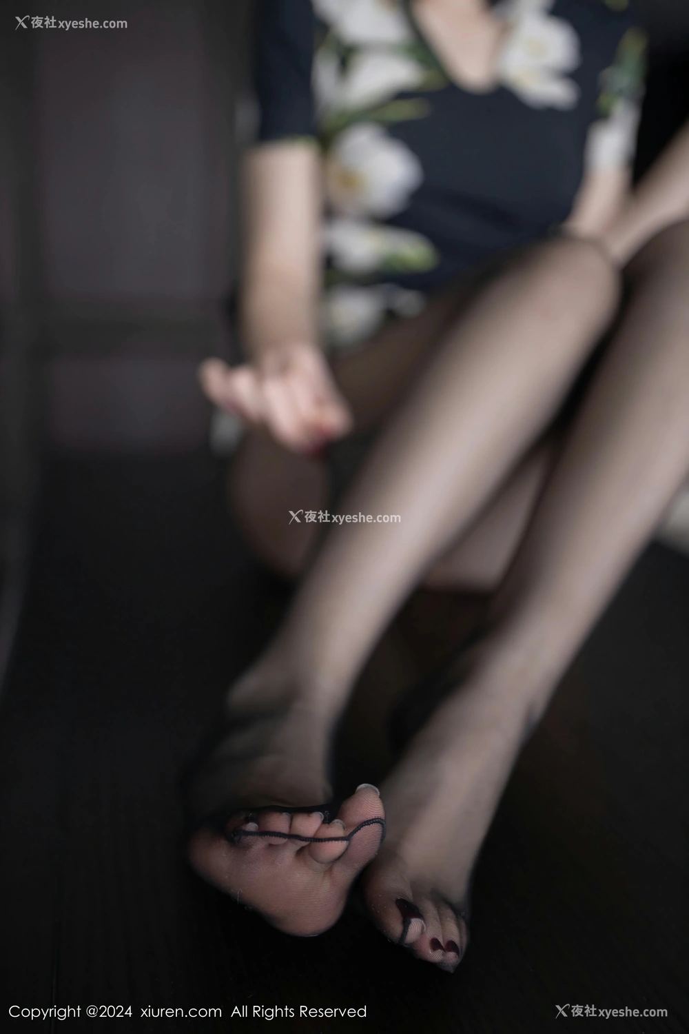 1P - [XiuRen秀人网] No.8768 小逗逗