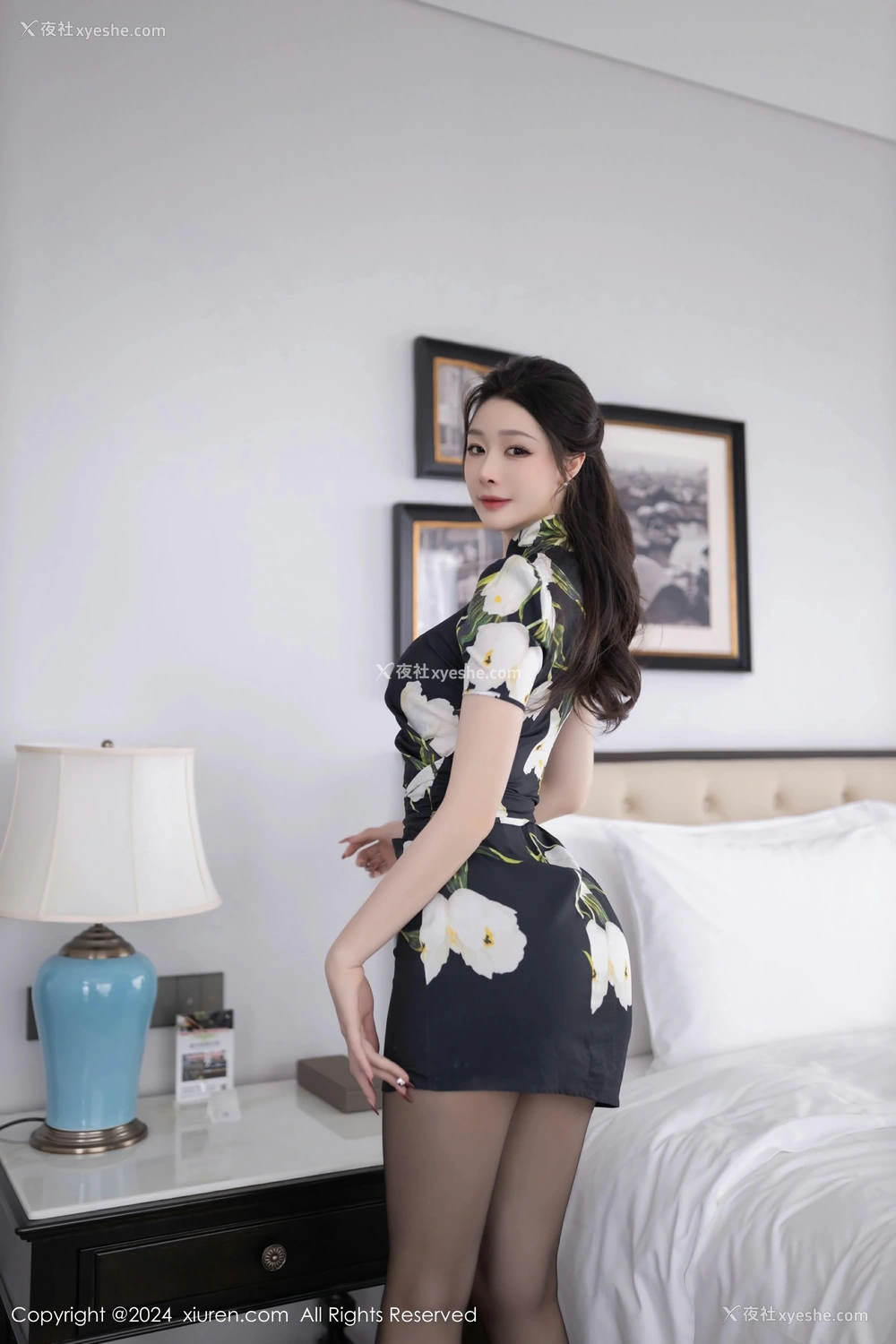1P - [XiuRen秀人网] No.8768 小逗逗