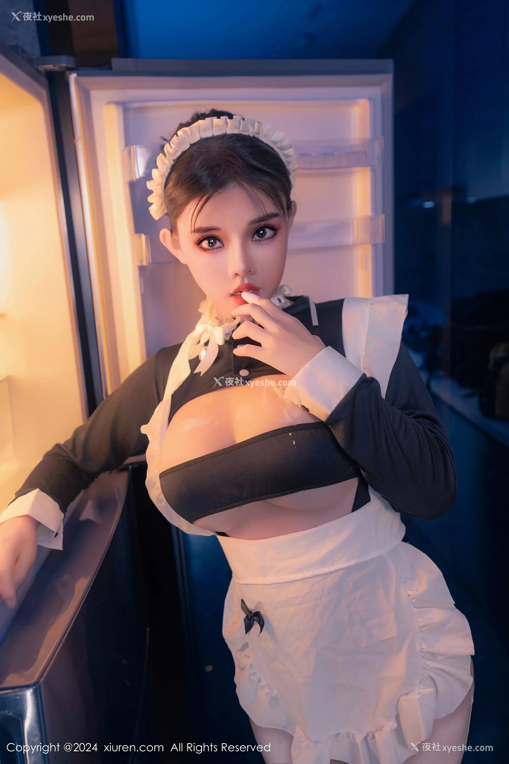 1P - [XiuRen秀人网] No.8966 小童颜