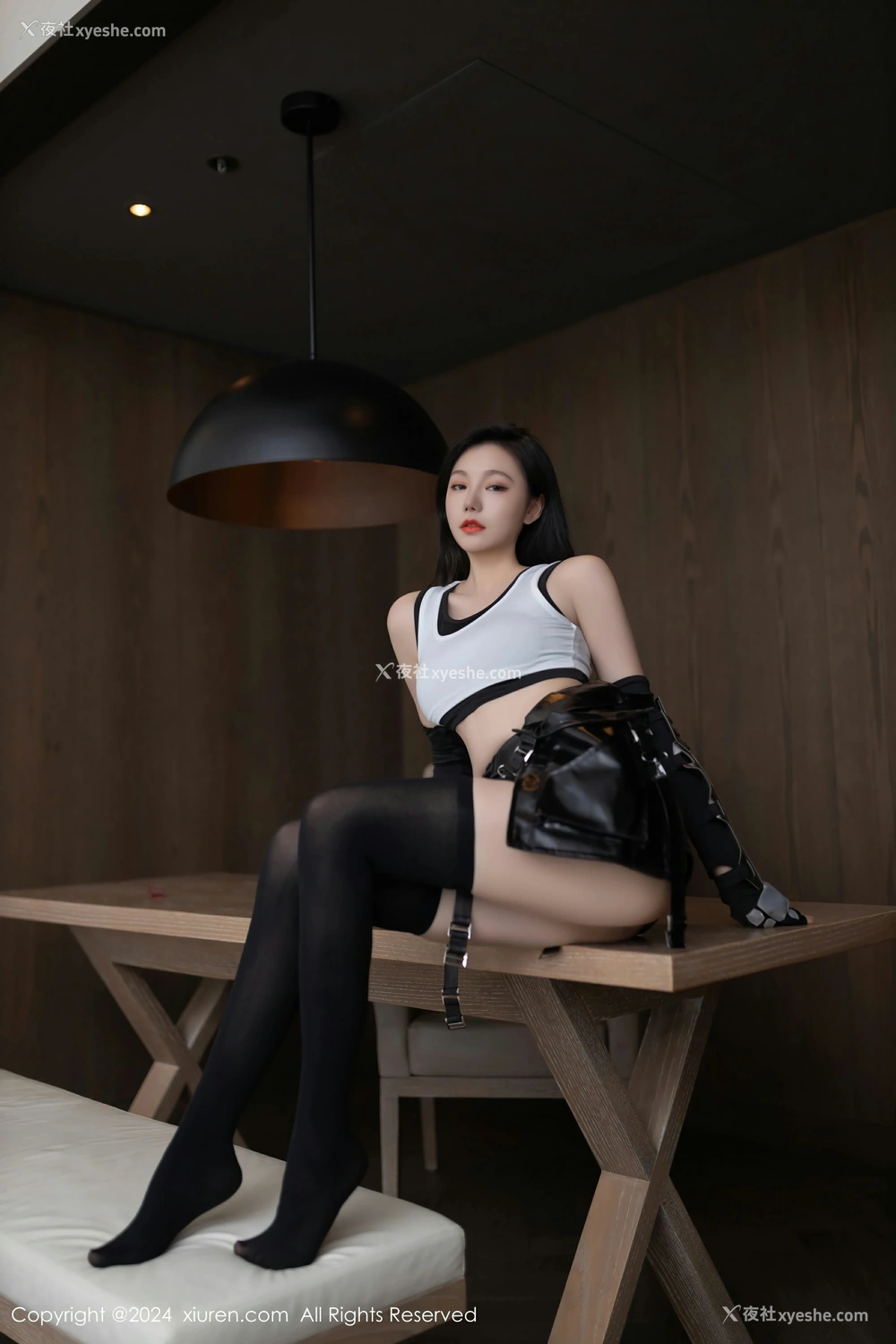 1P - [XiuRen秀人网] No.8829 安然anran