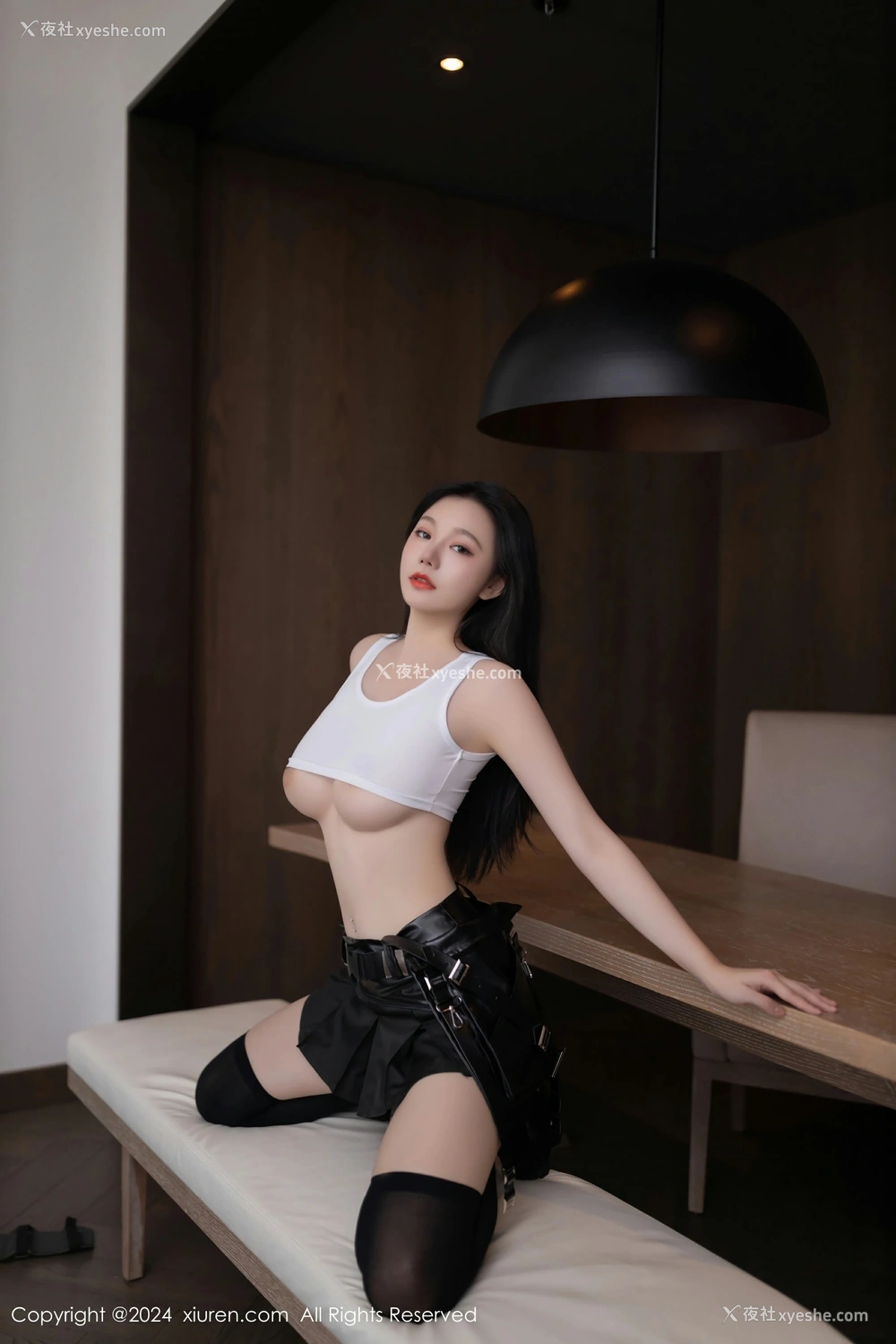 1P - [XiuRen秀人网] No.8829 安然anran