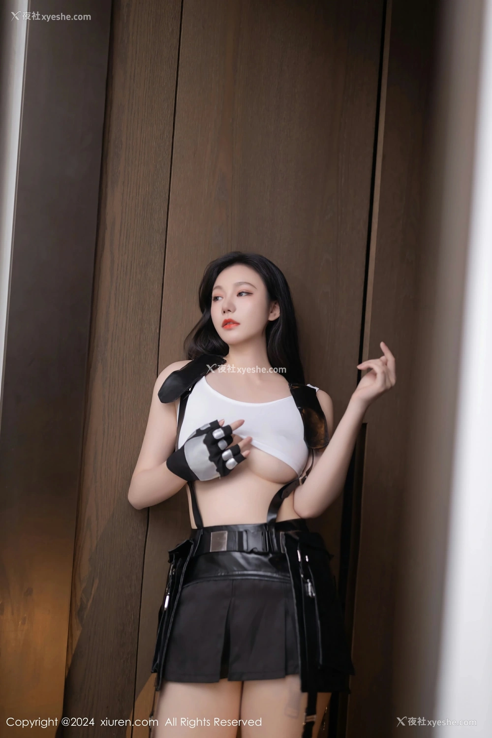 1P - [XiuRen秀人网] No.8829 安然anran