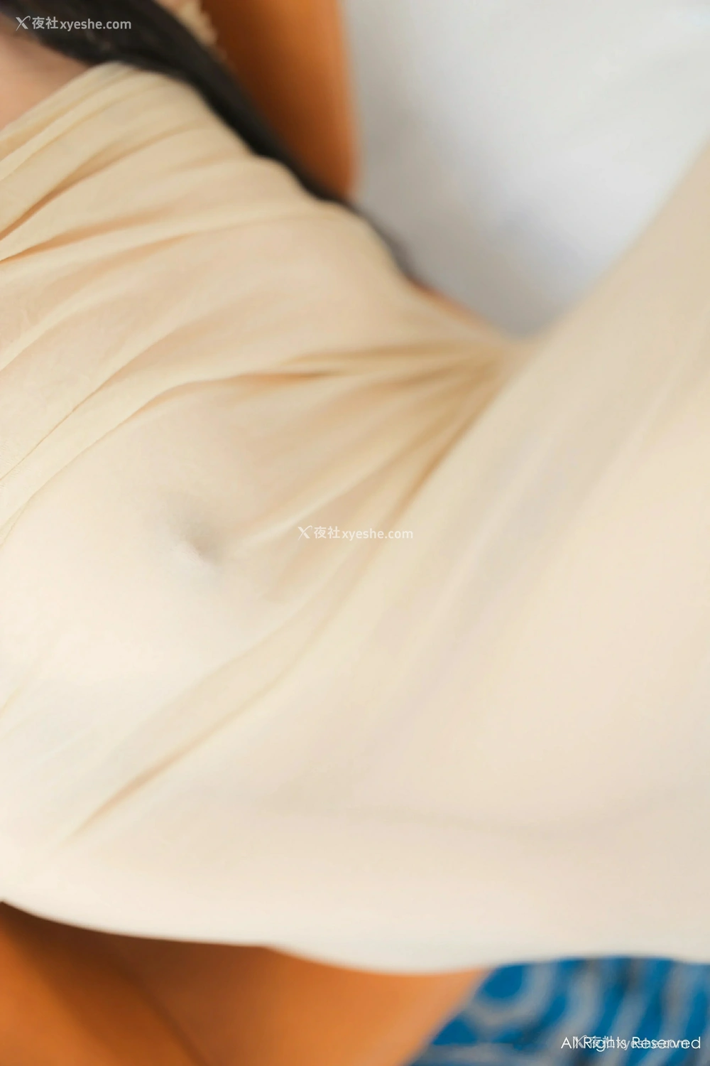 1P - [XiuRen秀人网] No.9337 柚柚小奶瓶