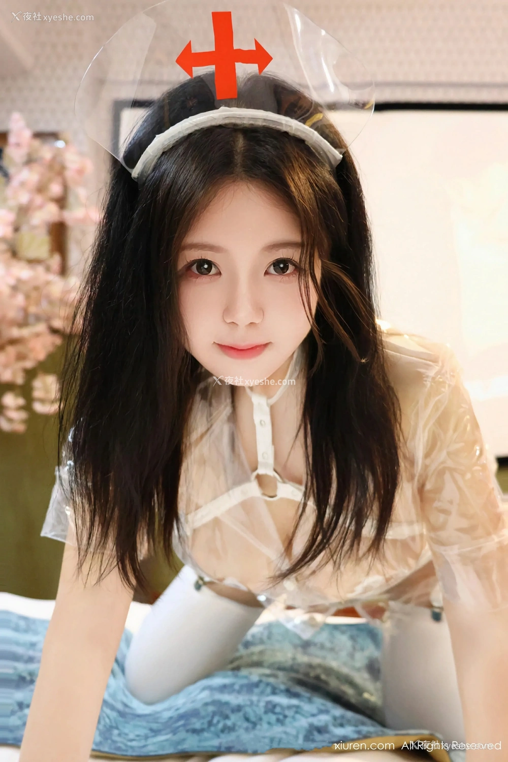 1P - [XiuRen秀人网] No.8517 小薯条nienie