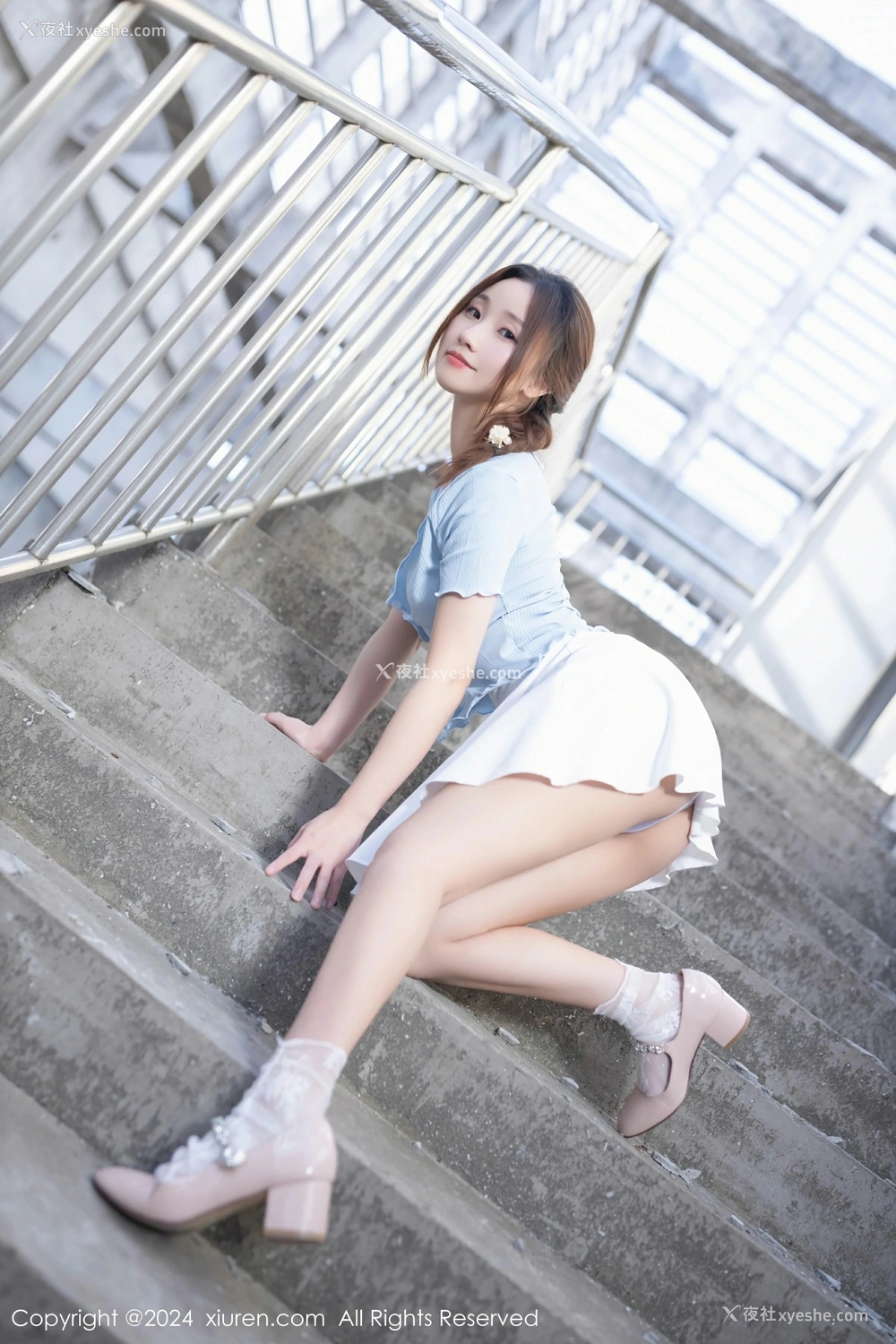 1P - [XiuRen秀人网] No.8369 杏子Yada