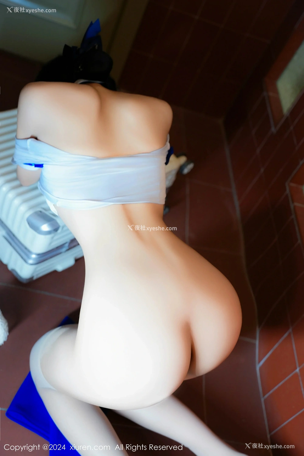 1P - [XiuRen秀人网] No.9023 美少女@