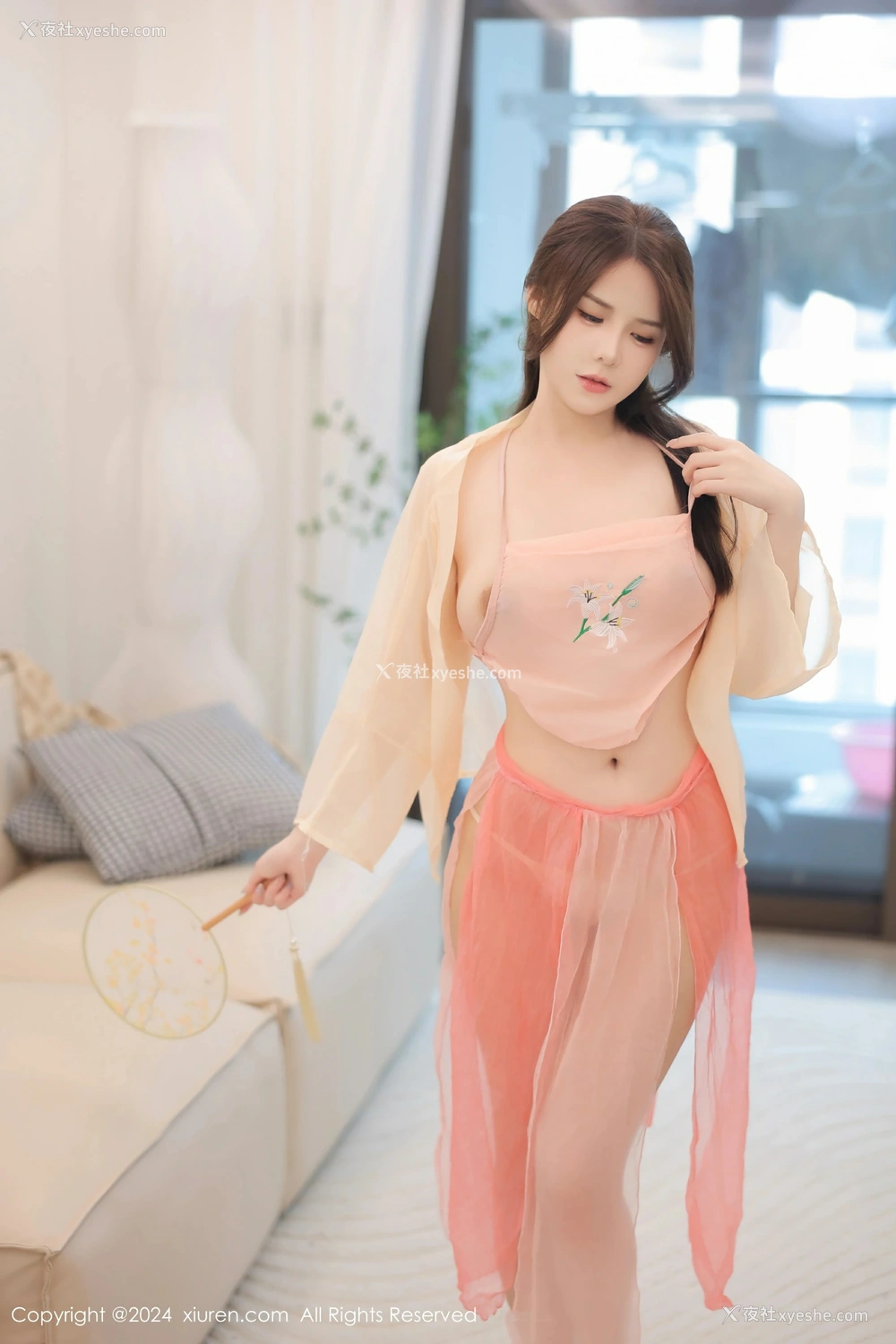 1P - [XiuRen秀人网] No.8906 软软酱