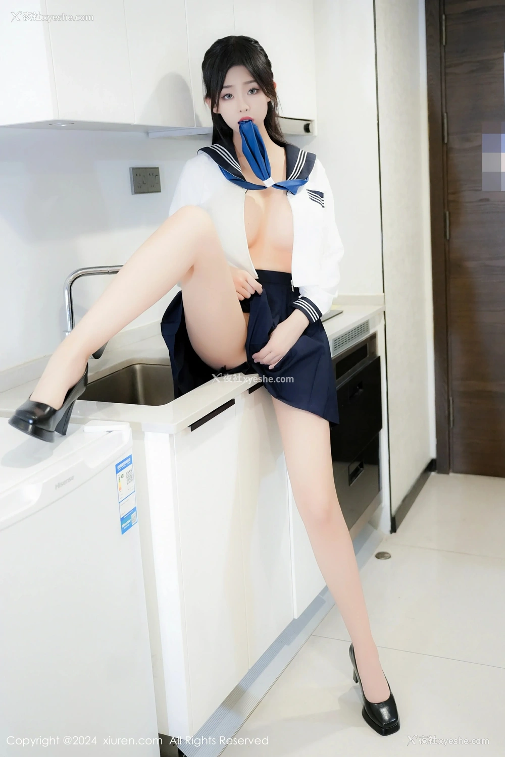 1P - [XiuRen秀人网] No.8879 董林越