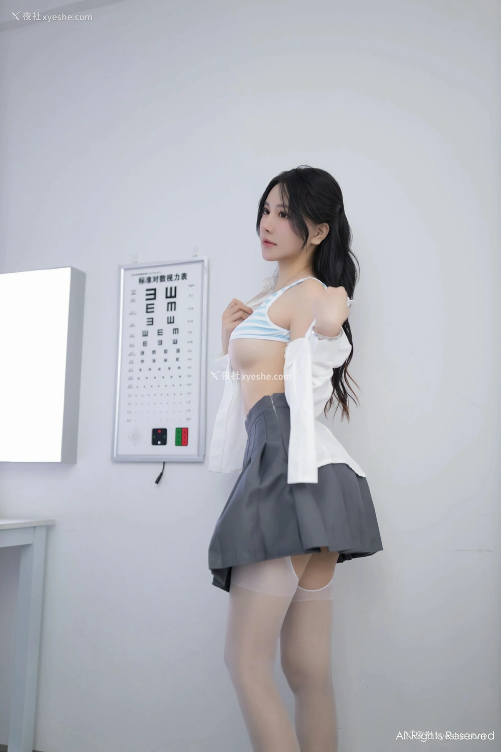 1P - [XiuRen秀人网] No.8852 幼幼