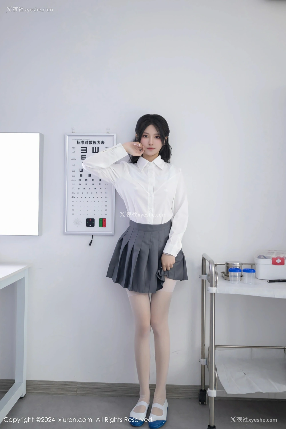 1P - [XiuRen秀人网] No.8852 幼幼
