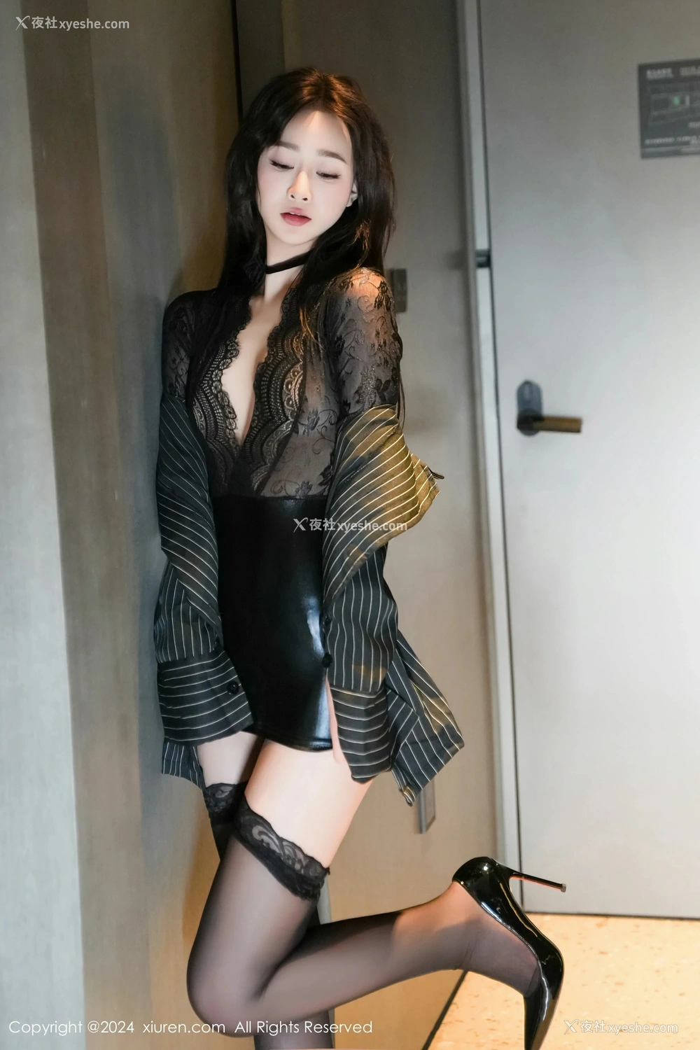 1P - [XiuRen秀人网] No.8660 软糖爱喝奶