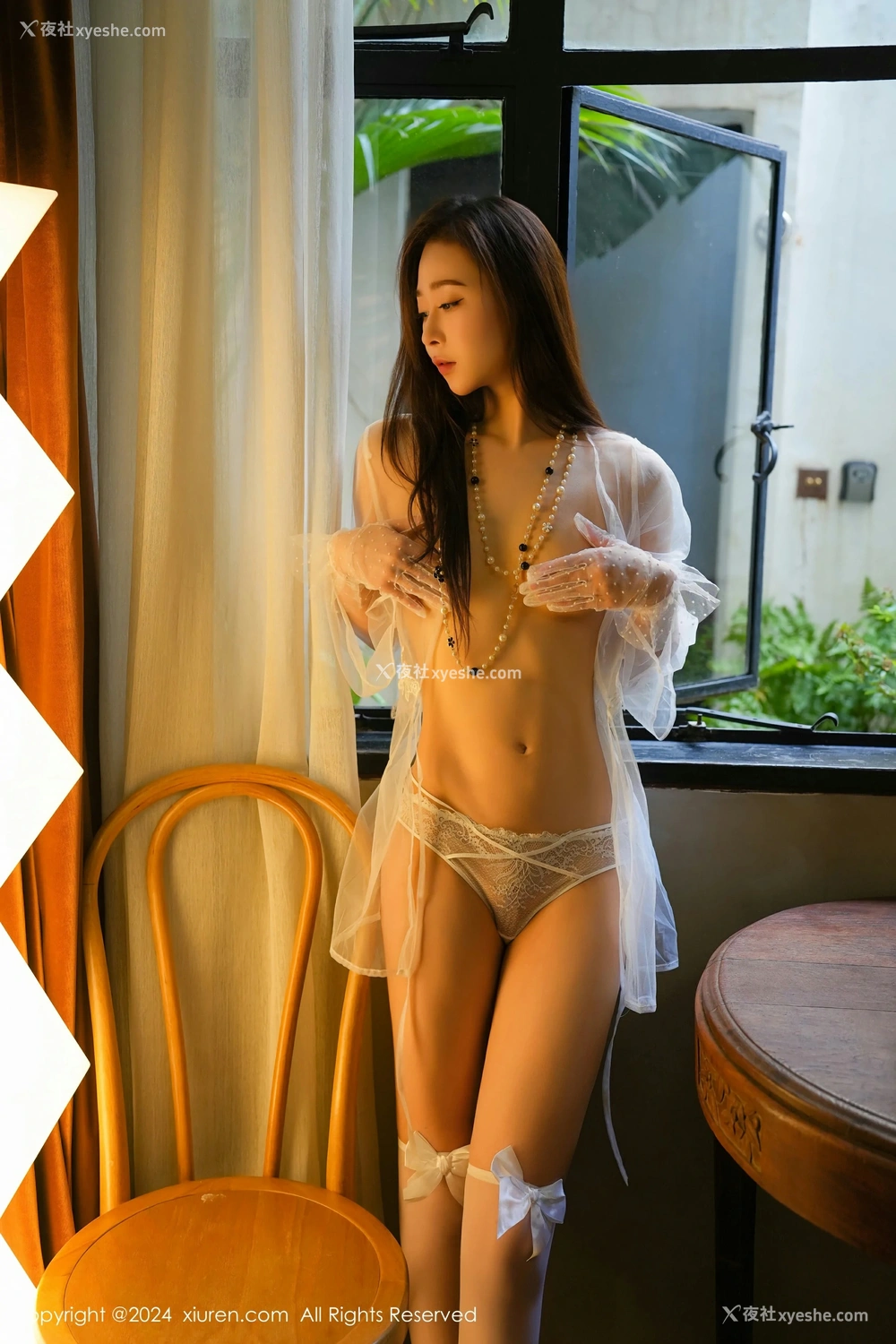 1P - [XiuRen秀人网] No.8764 喵喵JOJO