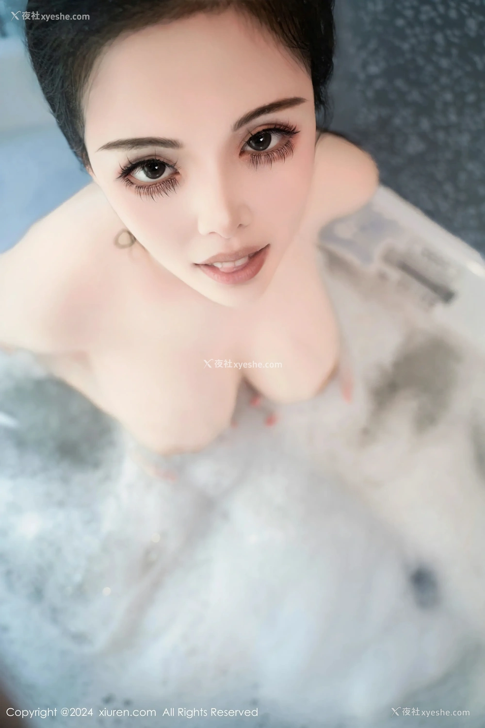1P - [XiuRen秀人网] No.8981 陈三穗