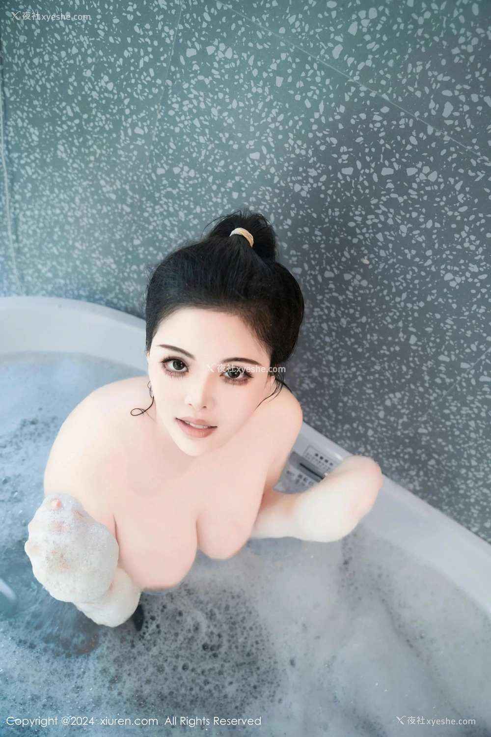 1P - [XiuRen秀人网] No.8981 陈三穗