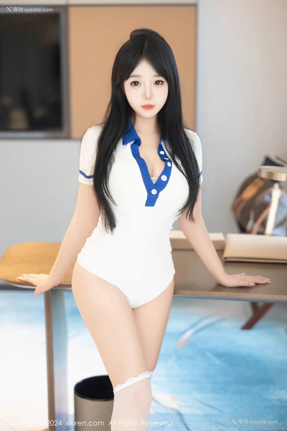 1P - [XiuRen秀人网] No.9056 黎秋秋
