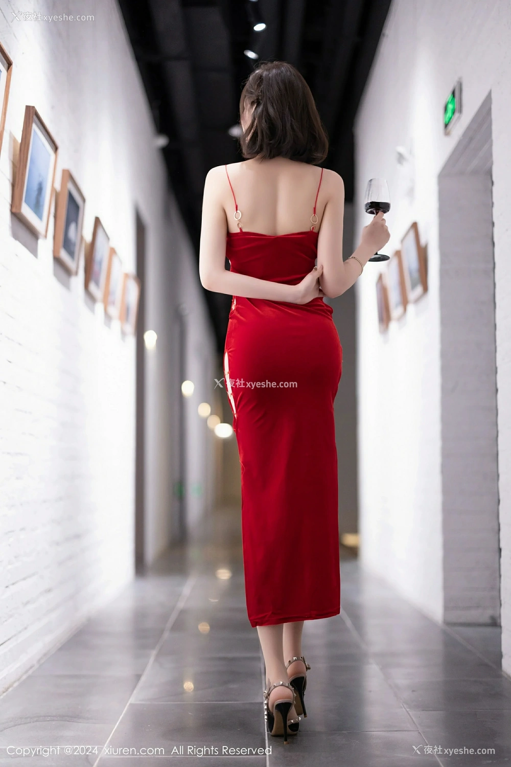 1P - [XiuRen秀人网] No.9229 徐莉芝Booty