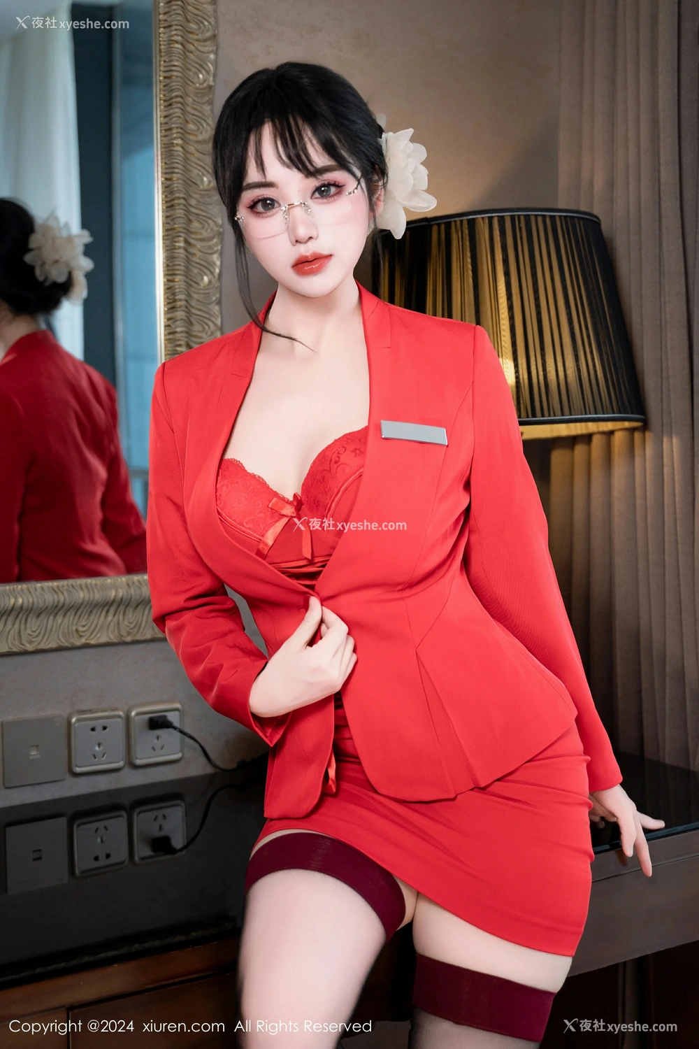 1P - [XiuRen秀人网] No.8360 汐汐爱吃草莓