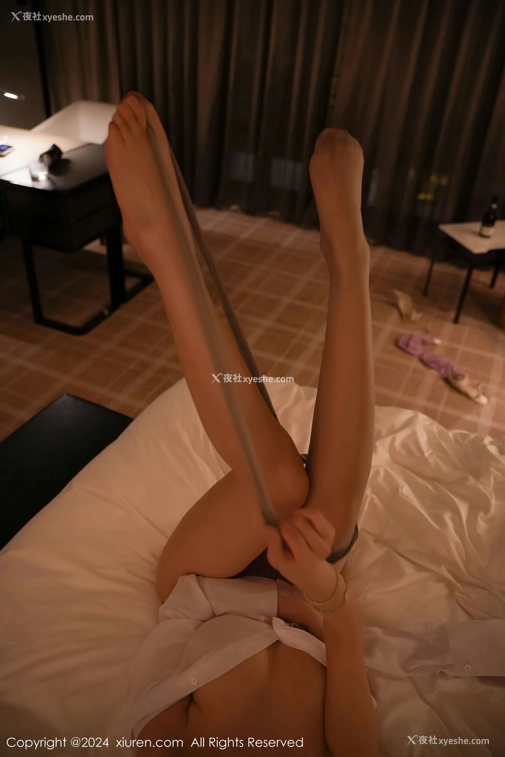 1P - [XiuRen秀人网] No.8444 Carol周妍希X