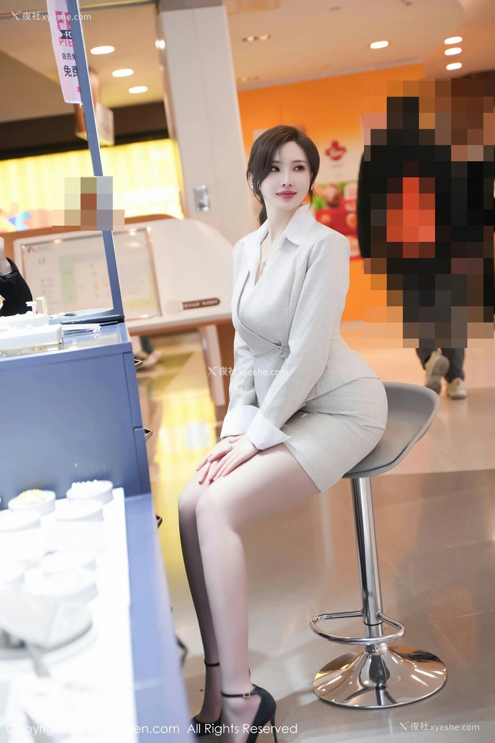 1P - [XiuRen秀人网] No.8444 Carol周妍希X