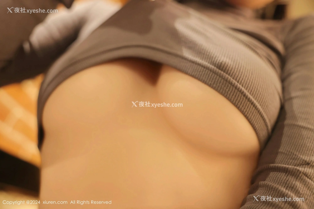1P - [XiuRen秀人网] No.9424 Zoe柚柚