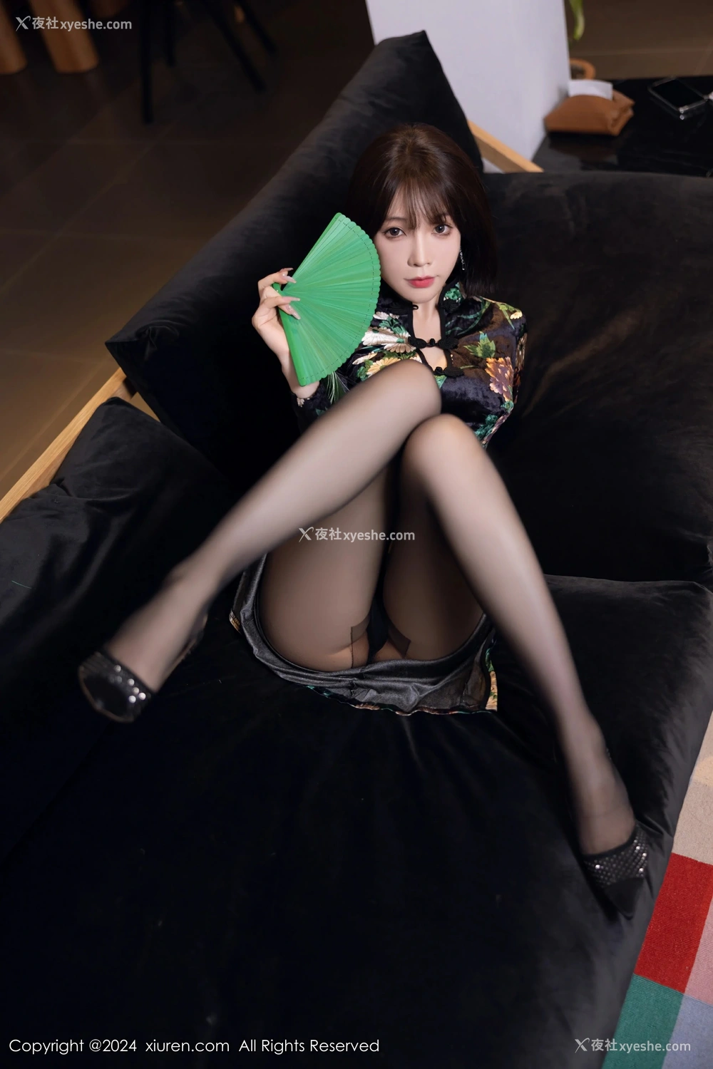 1P - [XiuRen秀人网] No.8876 徐莉芝Booty