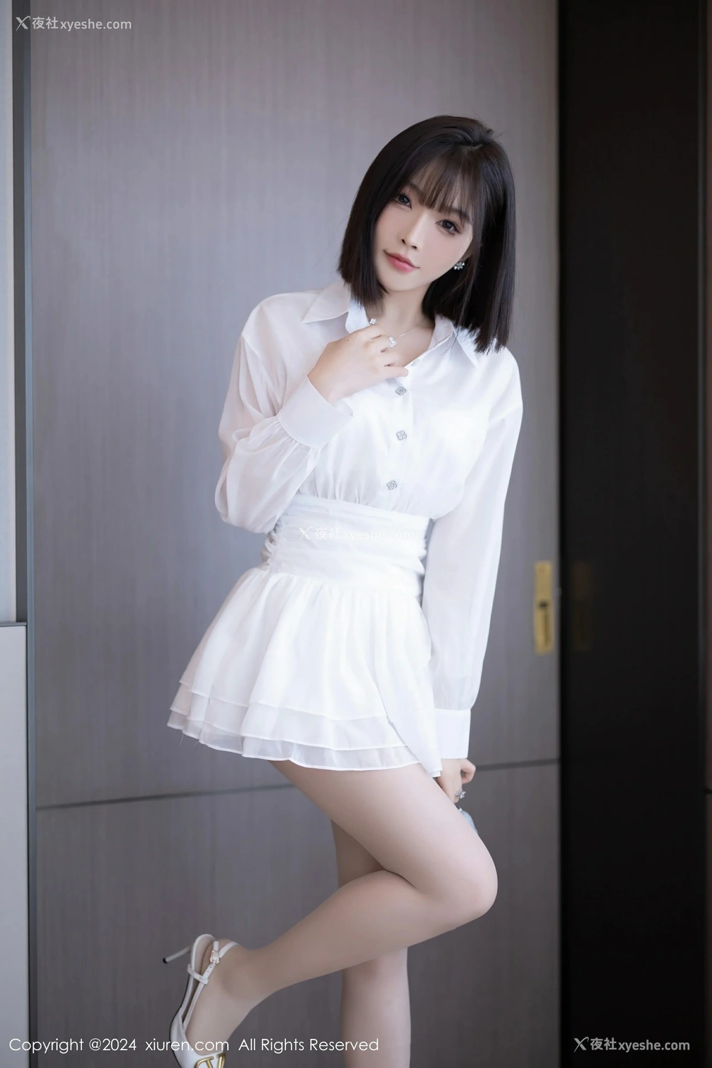 1P - [XiuRen秀人网] No.9020 徐莉芝Booty