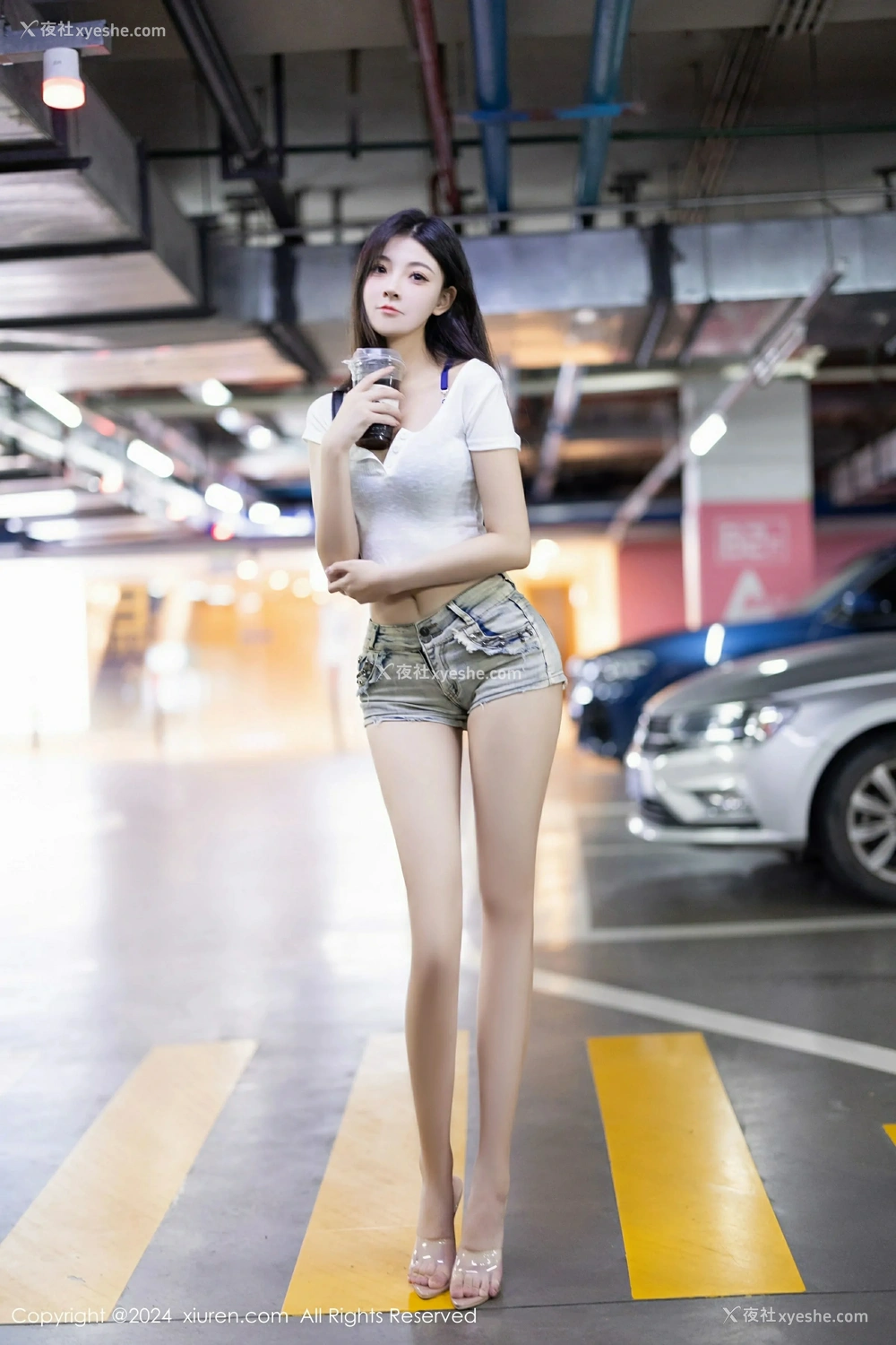 1P - [XiuRen秀人网] No.9141 初梦瑶